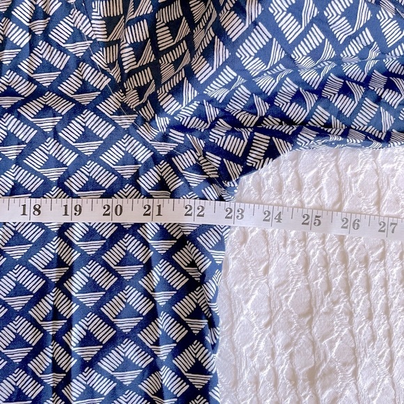 NWT CHICO’S Shirt No Iron Cotton Blue White Diamond Print Sz:16 (Chico’s Sz: 3) - Picture 10 of 13